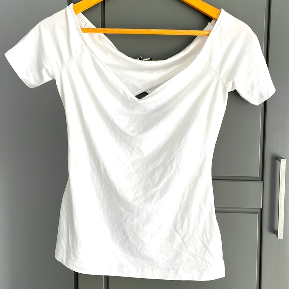 Guess Top